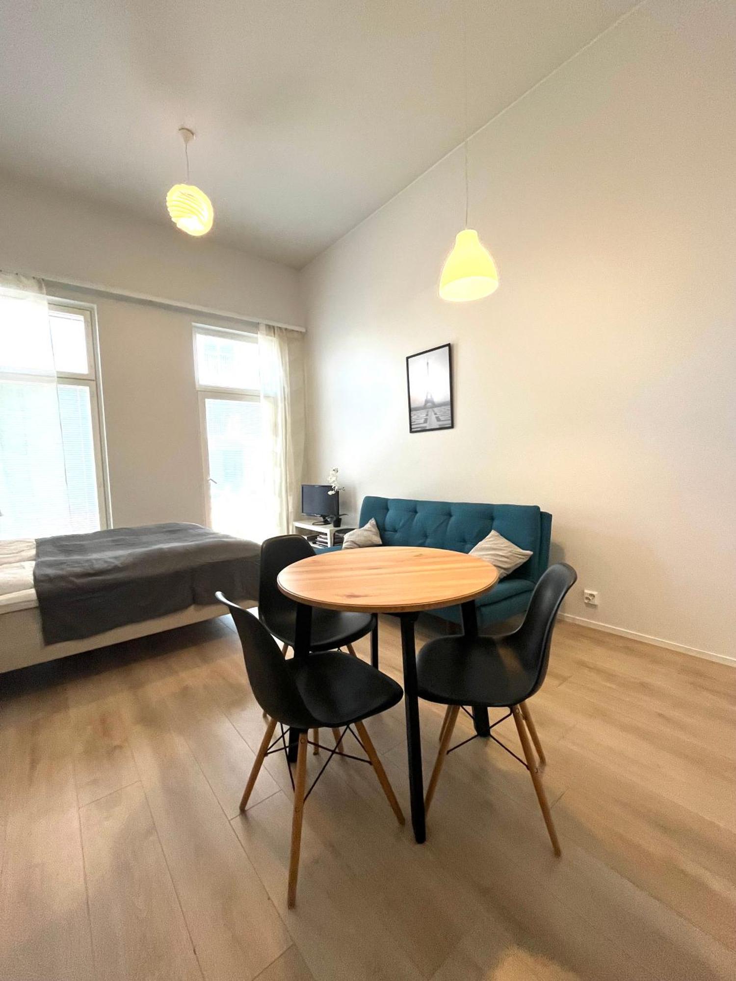 Scandinavian Loft 1Br Apartment Near City Centre Турку Экстерьер фото