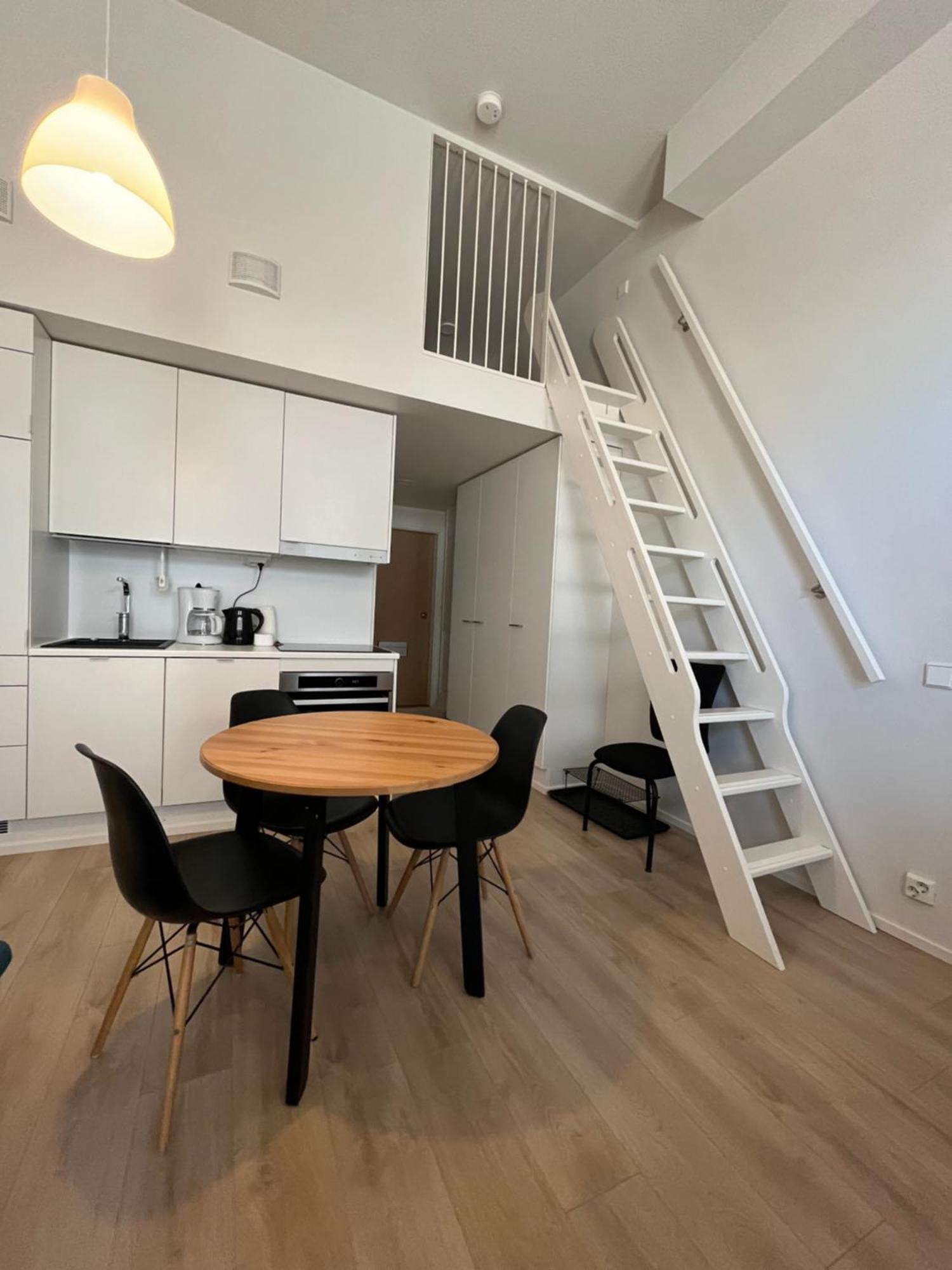 Scandinavian Loft 1Br Apartment Near City Centre Турку Экстерьер фото